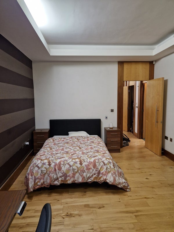 Room Bermondsey Wall West in Greater London