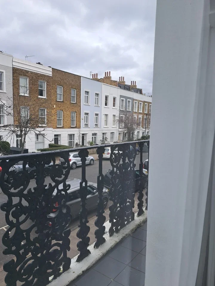 Flat Sussex Way in Greater London