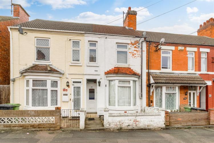 House Alexandra Road in Wellingborough