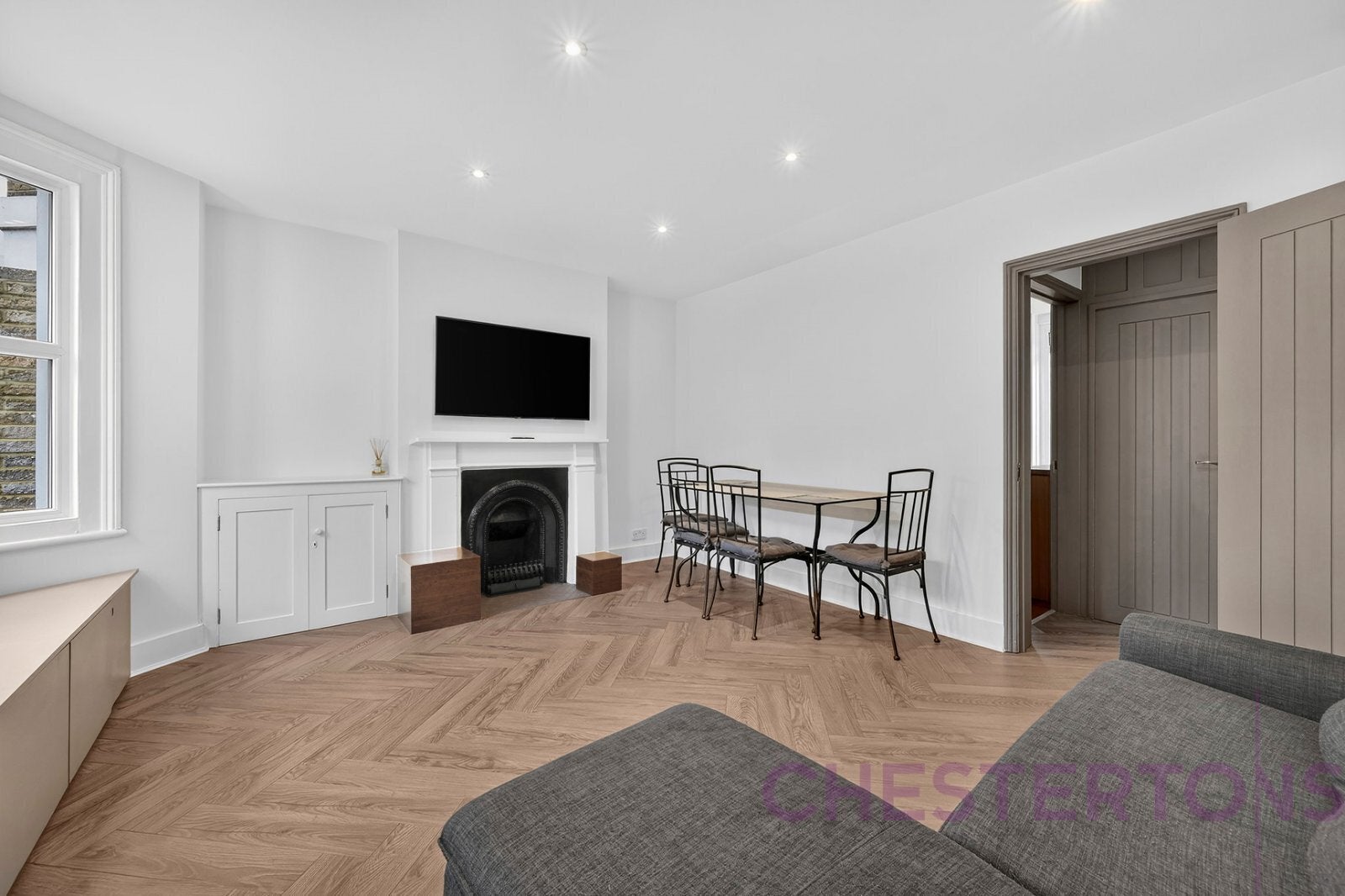 House Combedale Road in Greater London