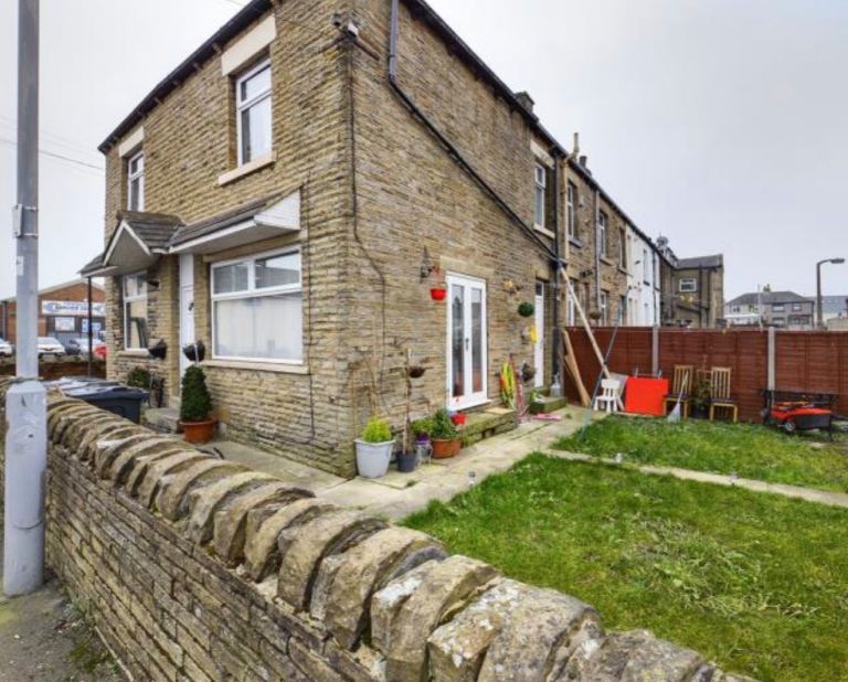 House Town Gate in Bradford