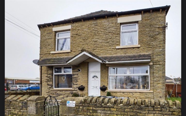 House Town Gate in Bradford
