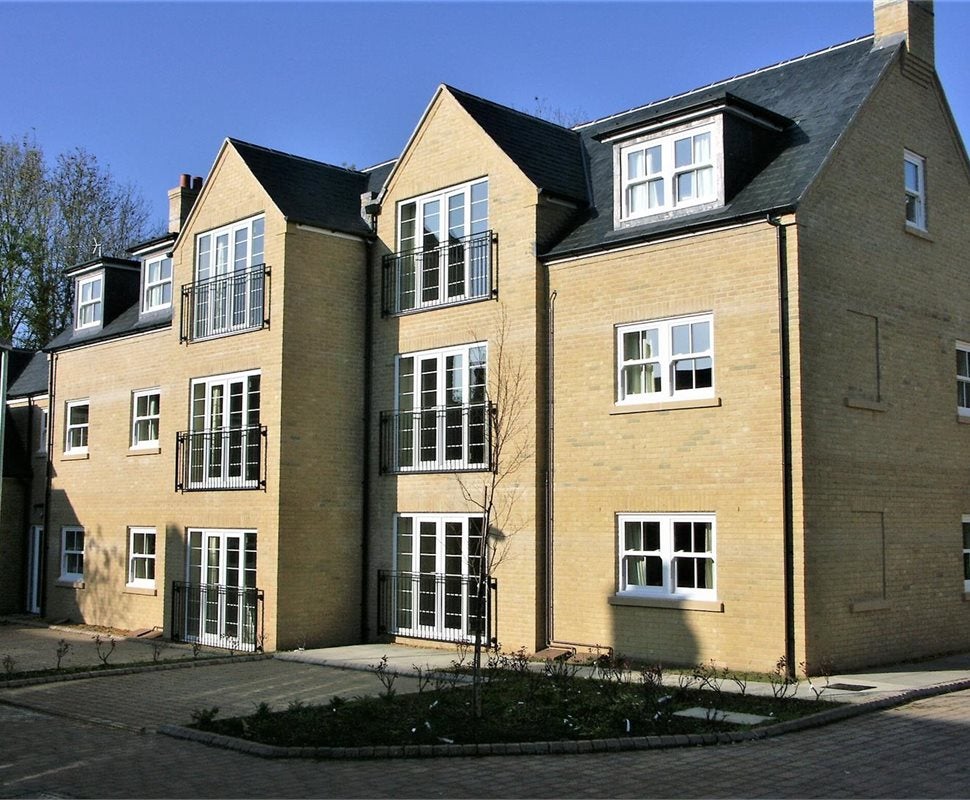 Flat Market Street in South Cambridgeshire