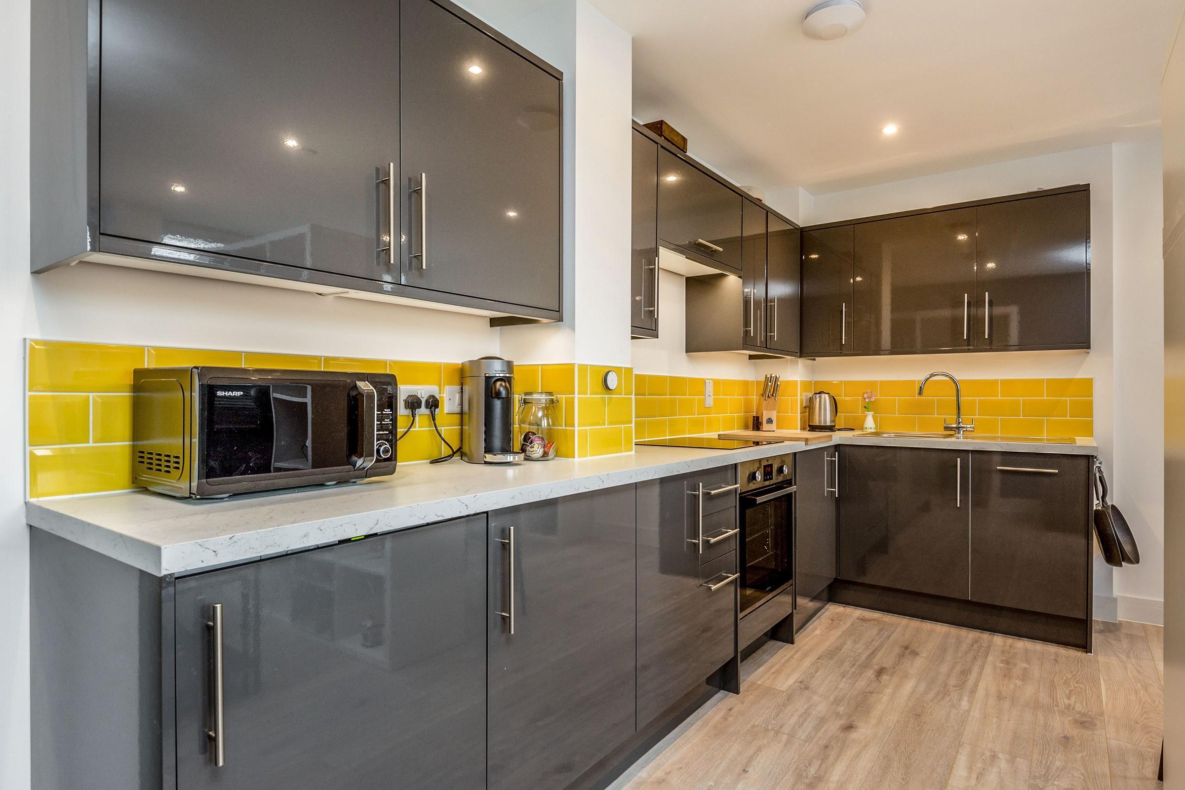 Flat Stockwood Road in Bristol