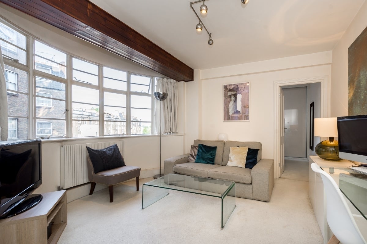 Flat Westbourne Terrace in City of Westminster