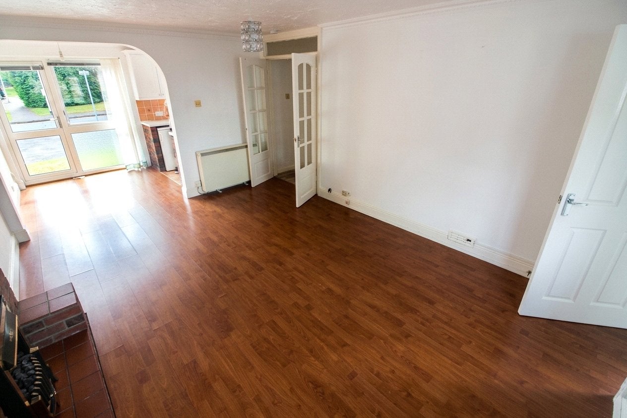 Flat Lima Court in Reading