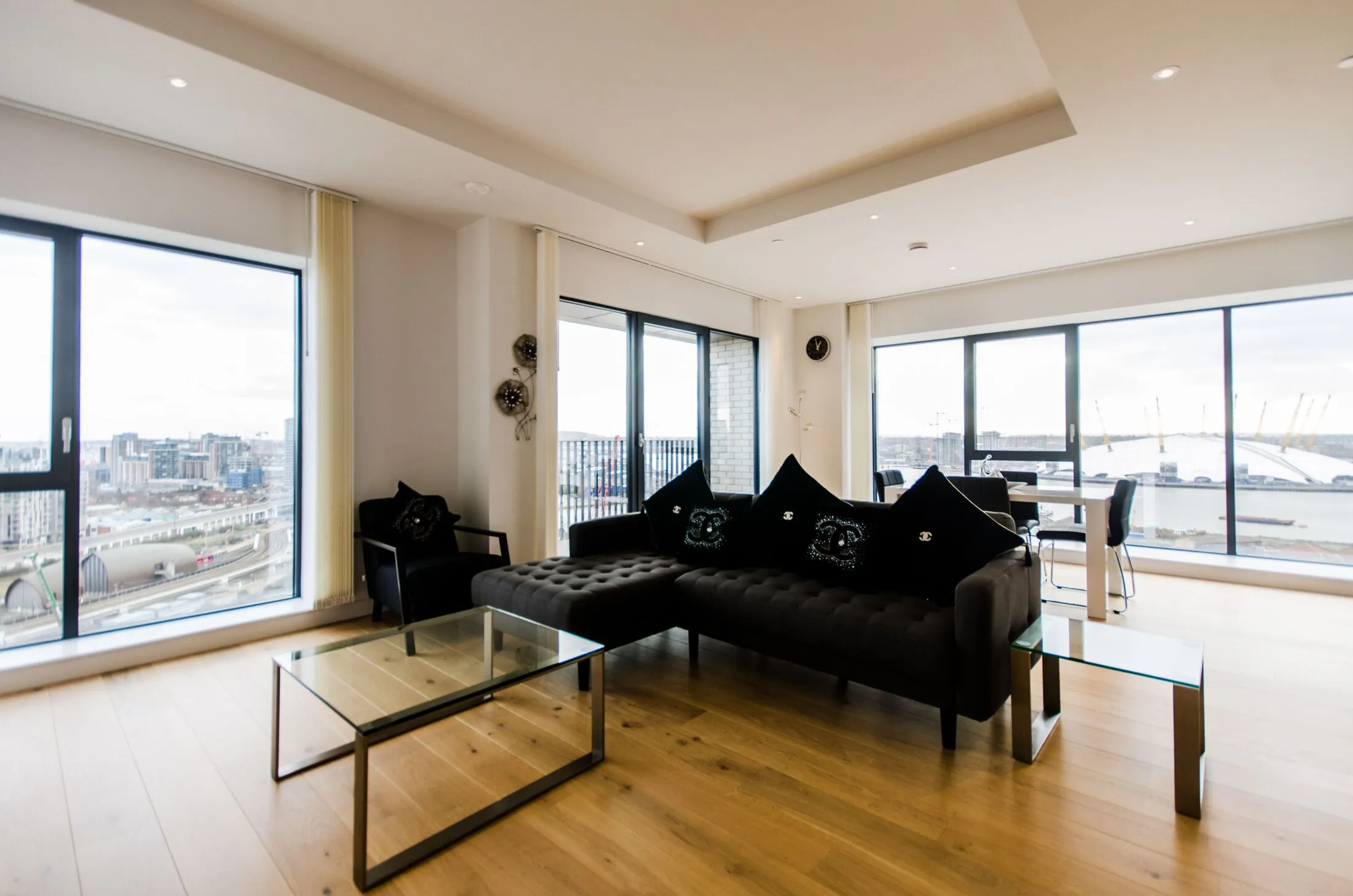 Flat Hope Street in Greater London