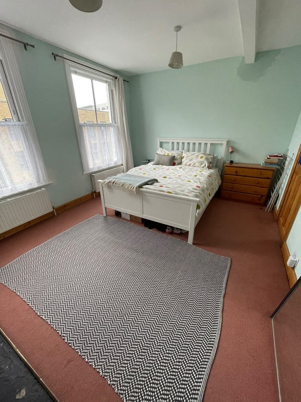 Room Gifford Street in Greater London