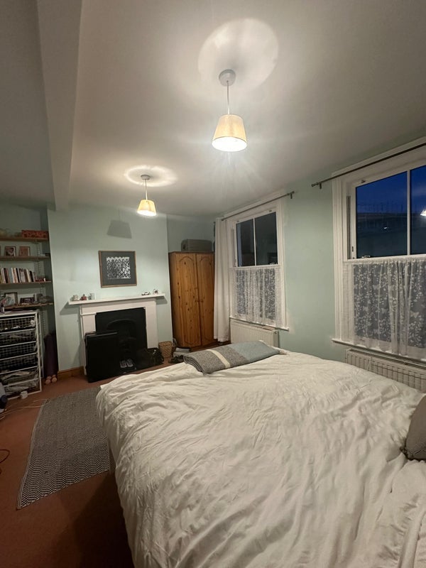 Room Gifford Street in Greater London
