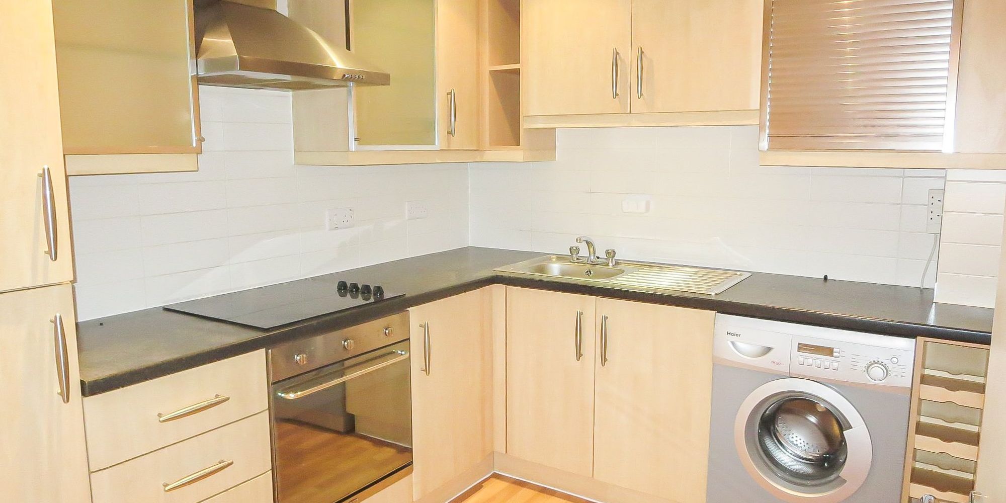 Flat Samuels Crescent in Cardiff