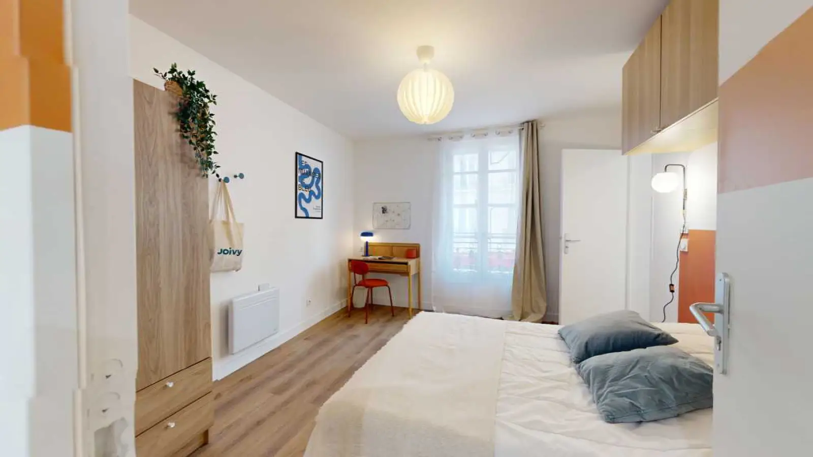 Room Rue du Chalet in Paris