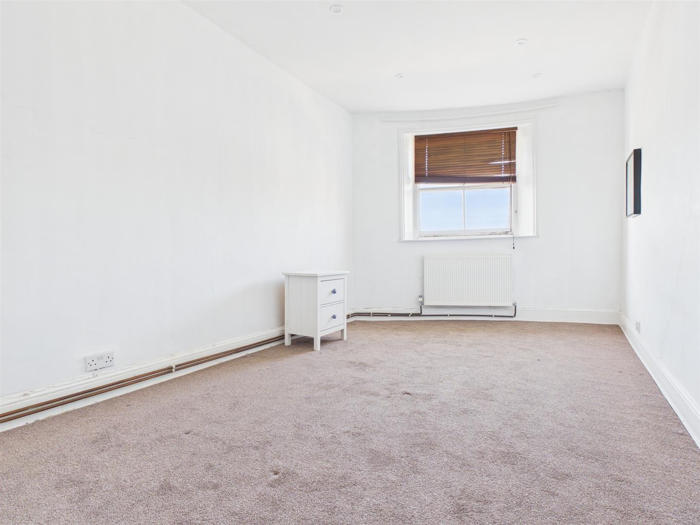 Flat Brunswick Place in Hove
