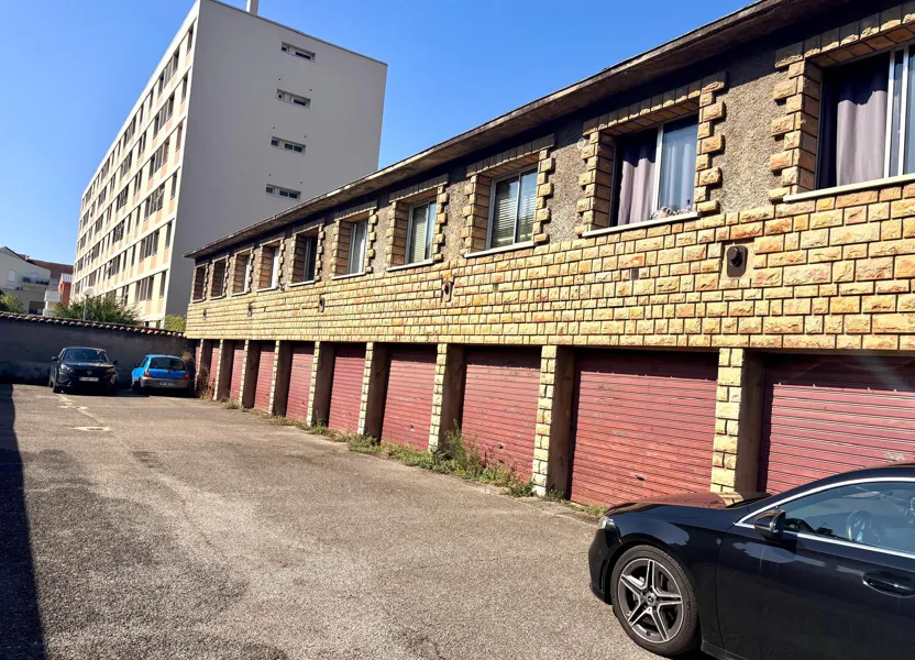 Appartement Place Jules Grandclément à Villeurbanne