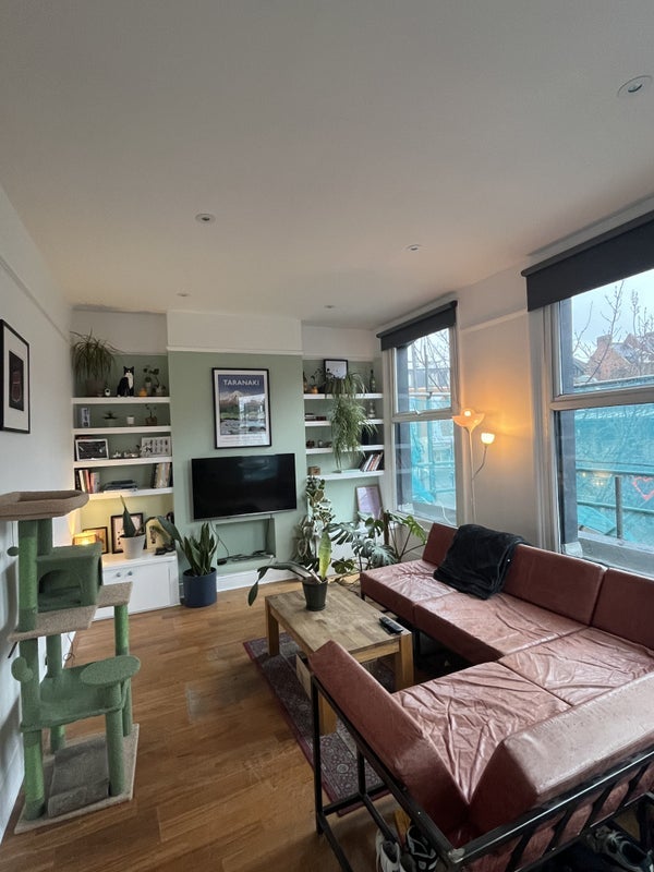 Room Abyssinia Close in Greater London