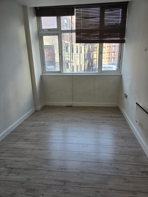 Room Yeoman Street in Leicester