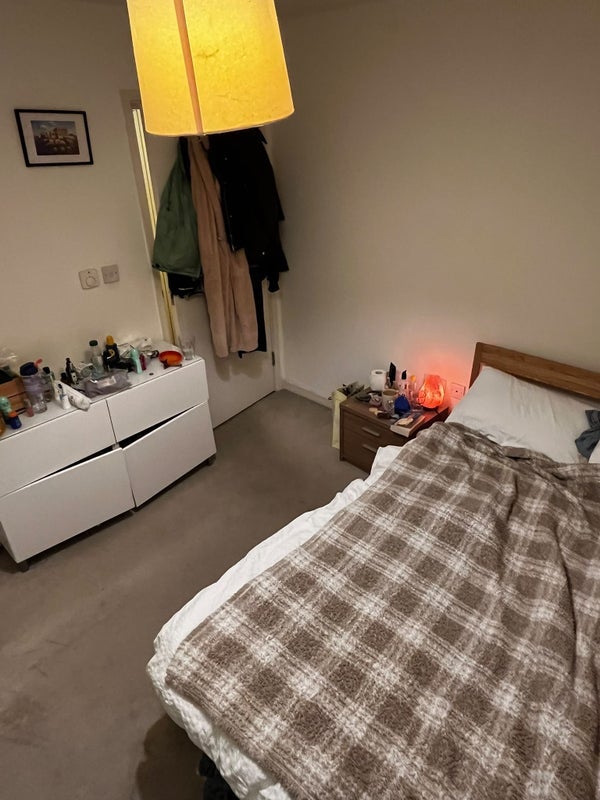 Flat Fletcher Street in Greater London