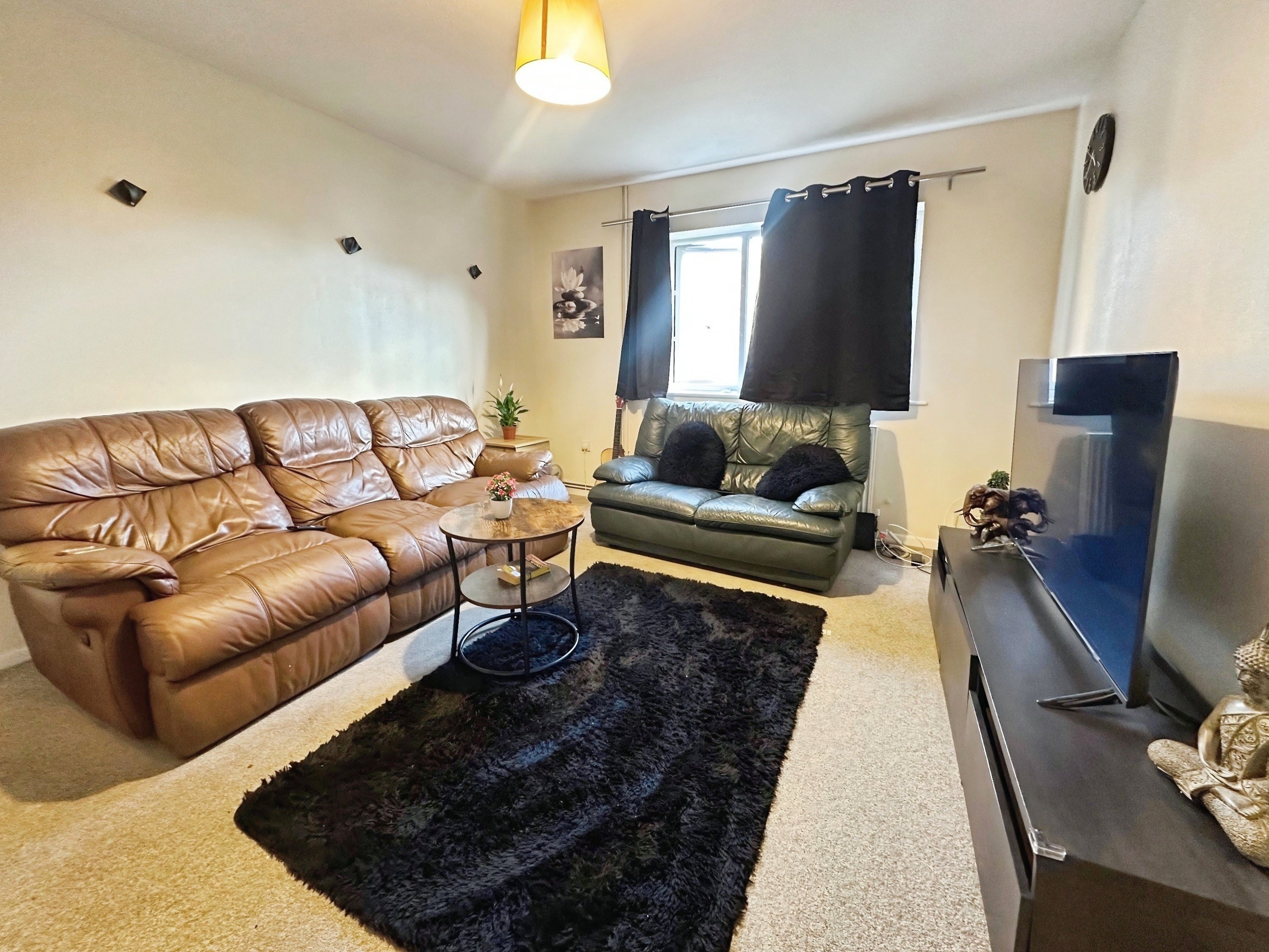 Flat Ermine Court in Huntingdonshire