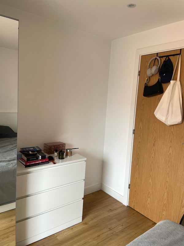 Room Advent Way in Manchester