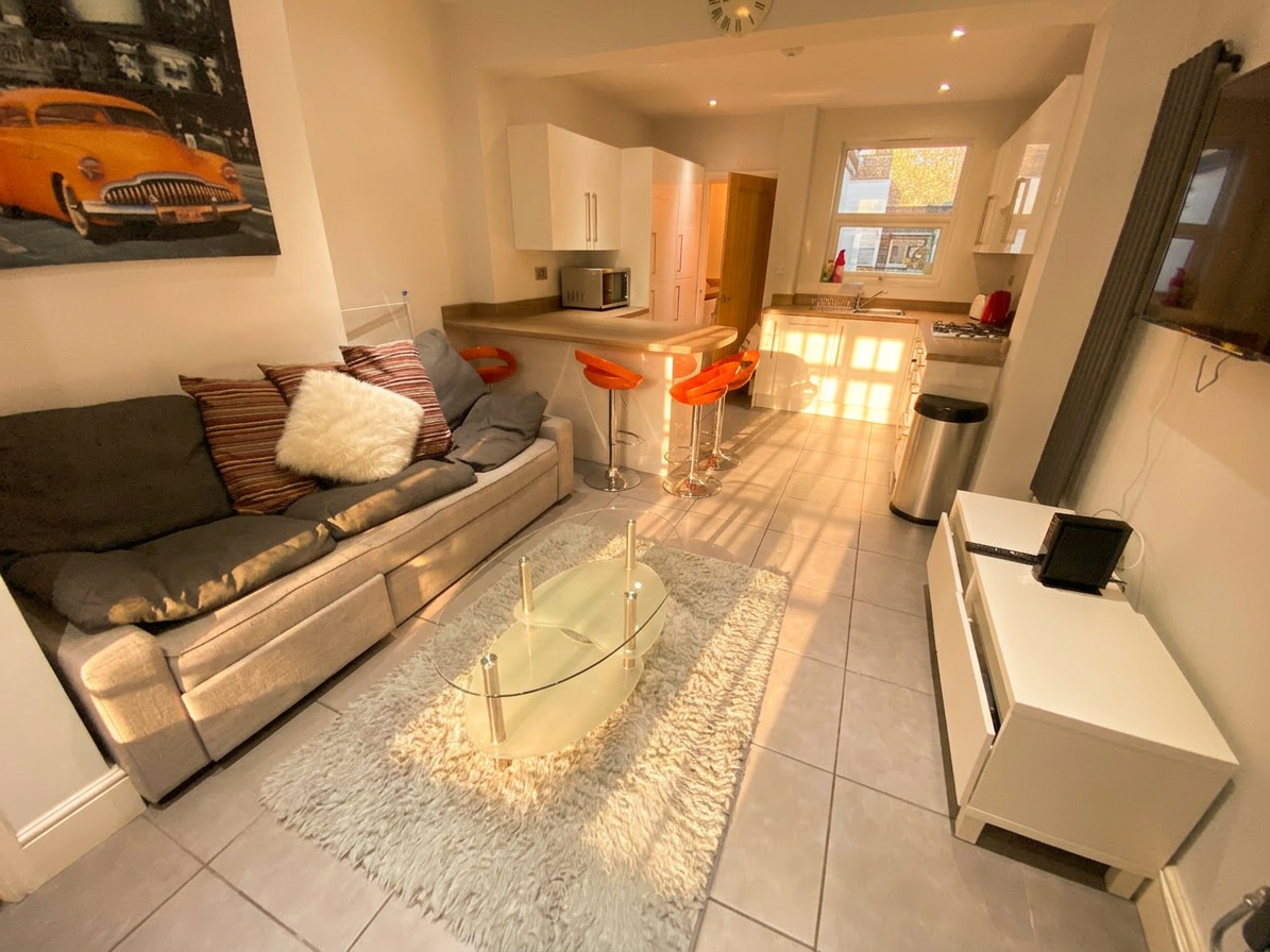 Room Mettham Street in Nottingham