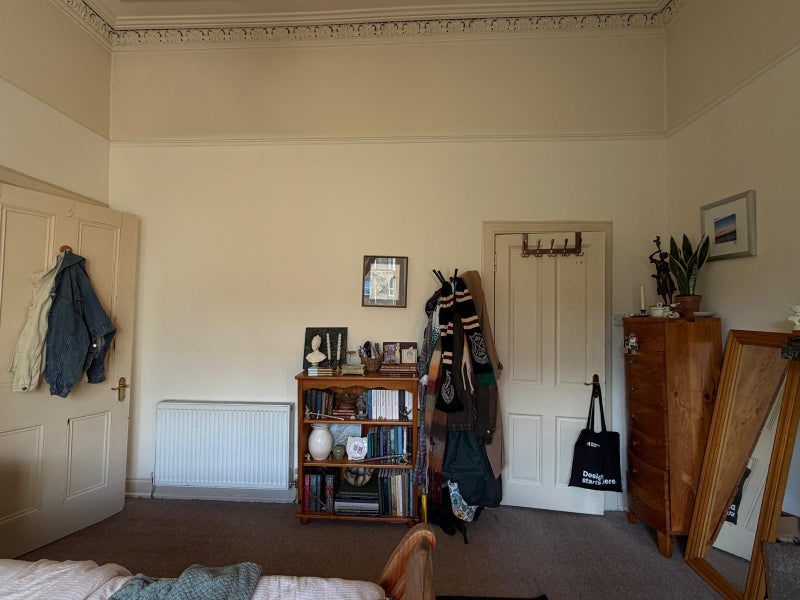Room Observatory Road in Glasgow
