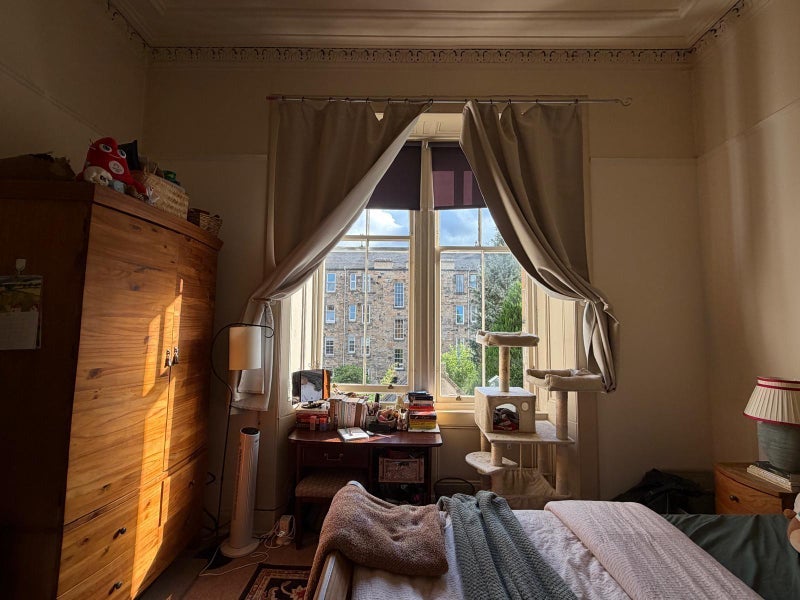 Room Observatory Road in Glasgow