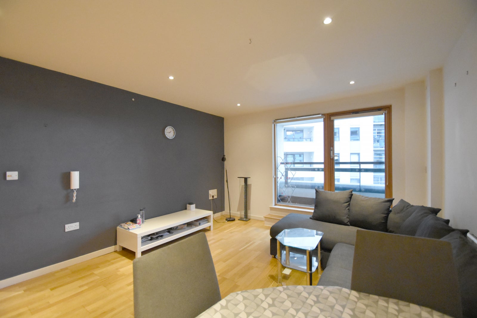 Flat Marsh Lane in Leeds