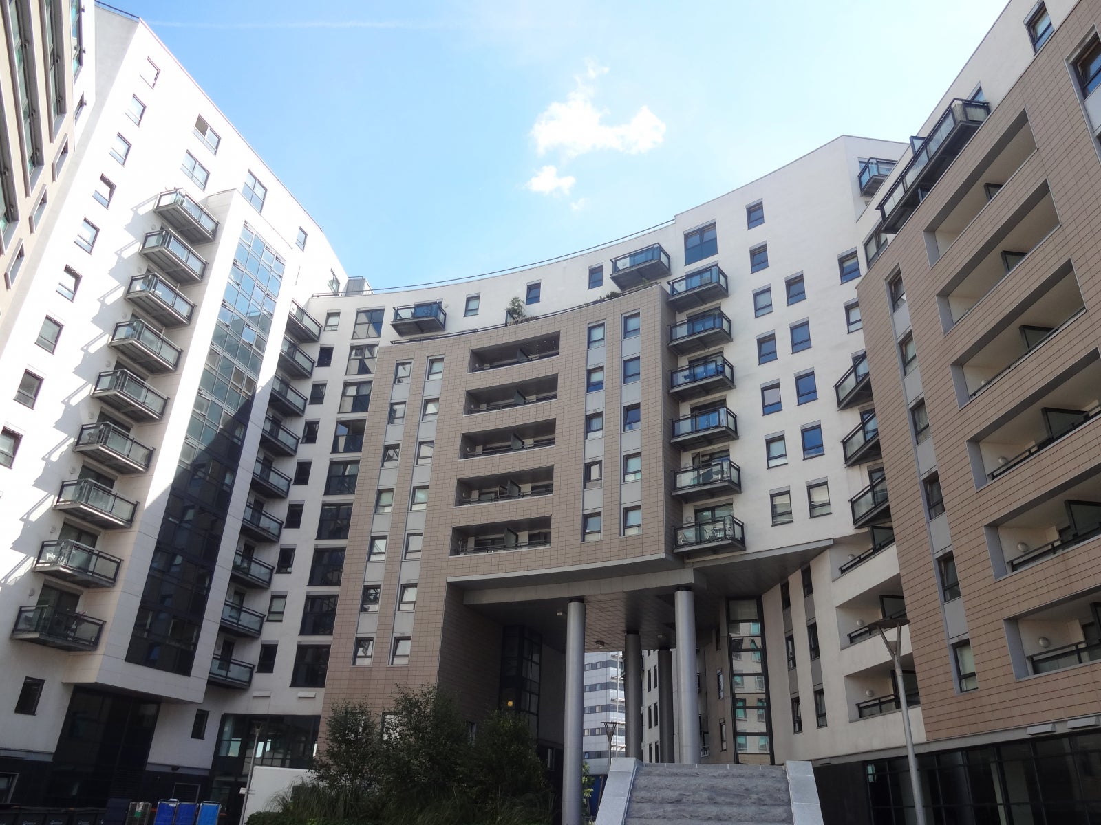 Flat Marsh Lane in Leeds