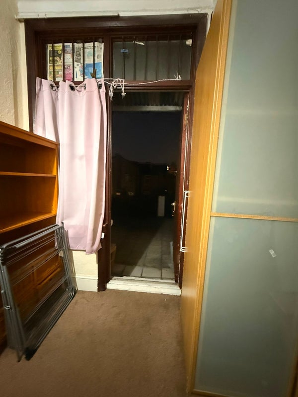 Room Lordship Lane in Greater London
