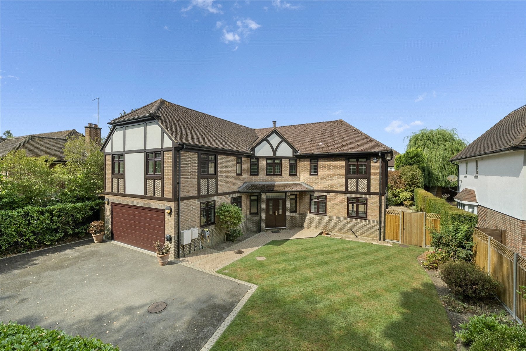 House Drake's Close in Elmbridge