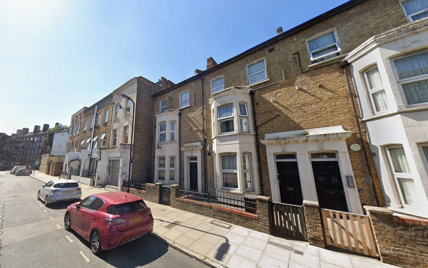 Flat Clarence Road in Greater London