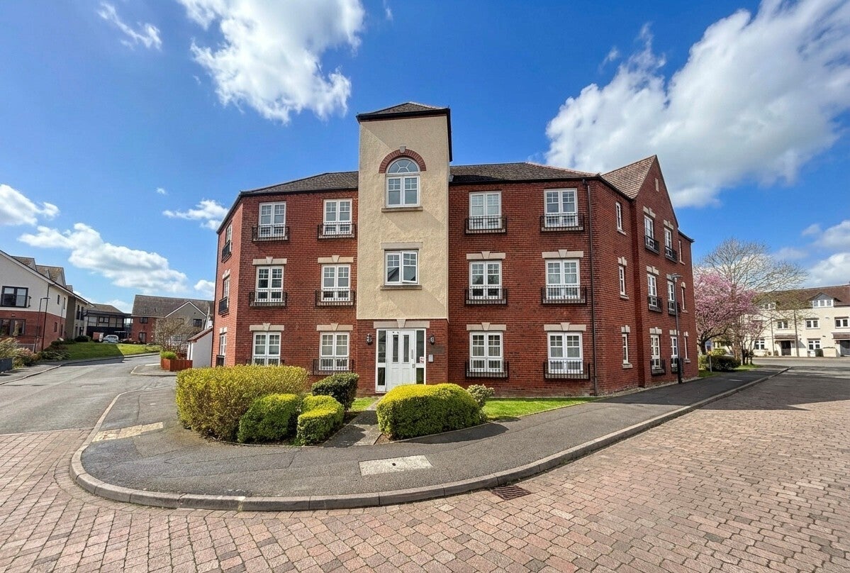 Flat Corelli Close in Stratford-on-Avon