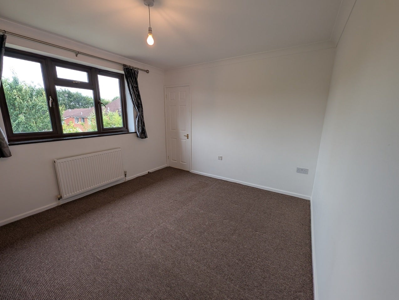 Flat Belgrave Drive in Rugby