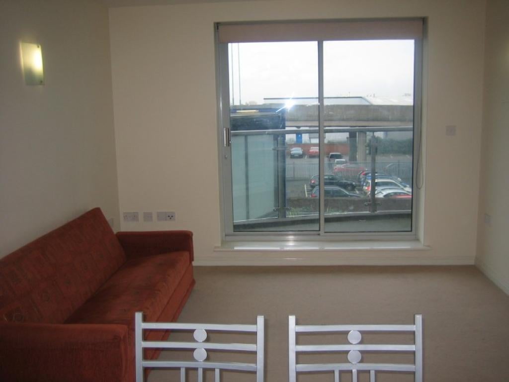 Flat Centreway Apartments in Greater London