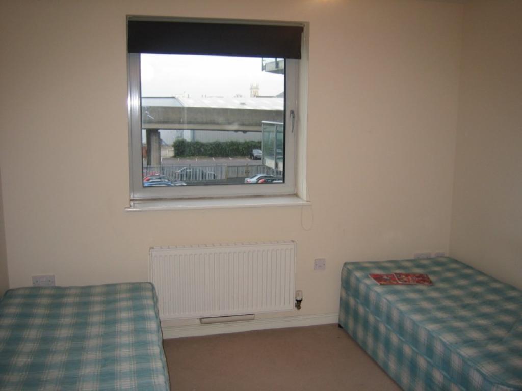 Flat Centreway Apartments in Greater London