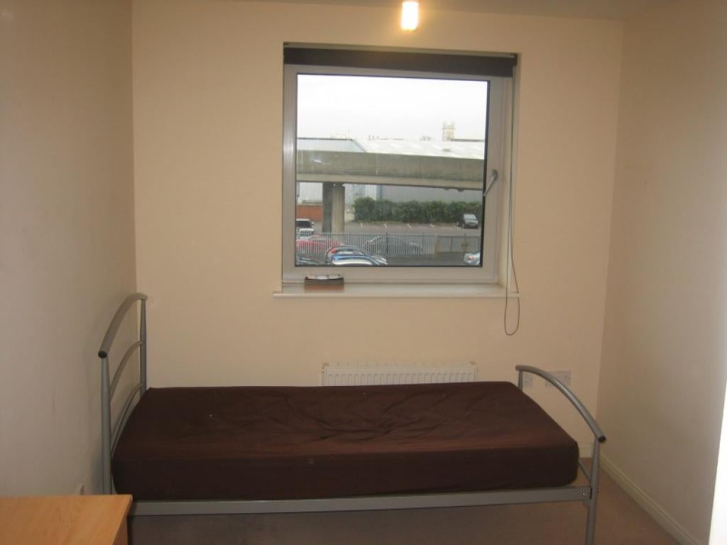 Flat Centreway Apartments in Greater London