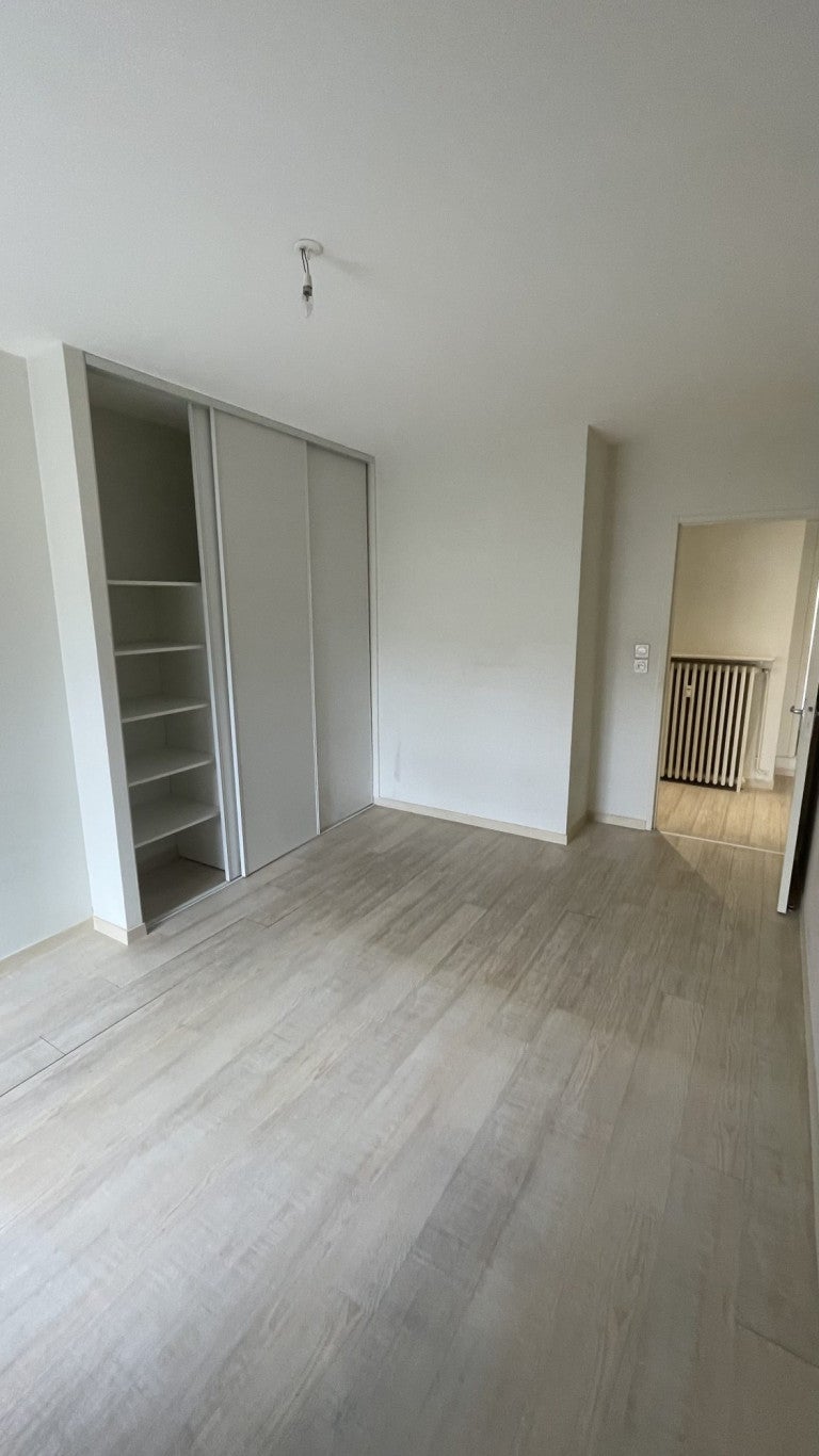 Appartement Place de l'Hôtel de Ville à Saint-Étienne