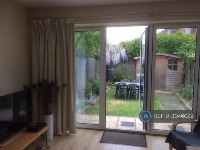 House Derwent Road in Greater London