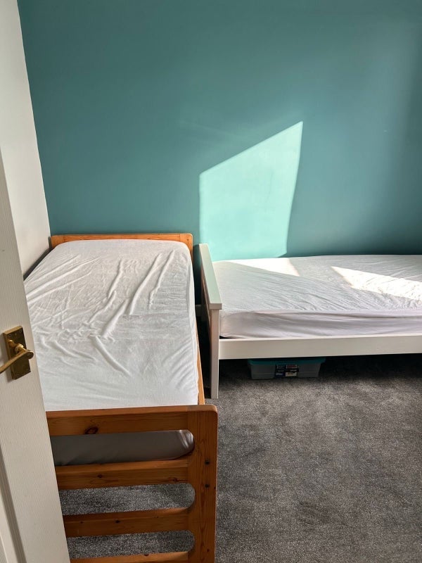 Room Stenhouse Drive in City of Edinburgh