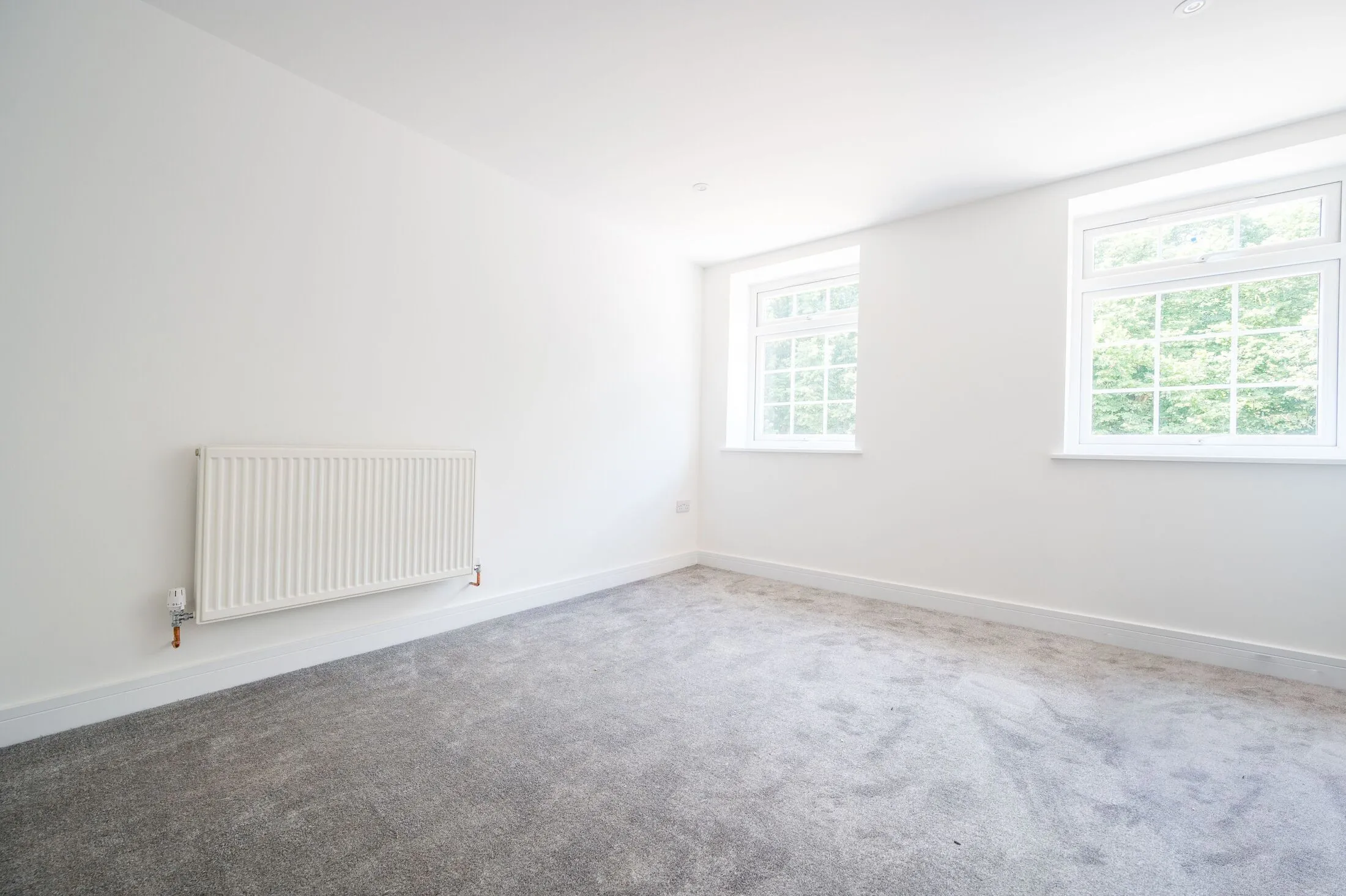 Flat Westfield Road in Woking