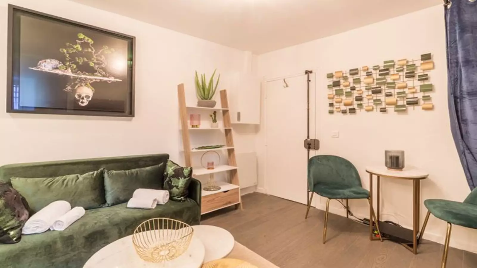 Flat Rue Montmartre in Paris