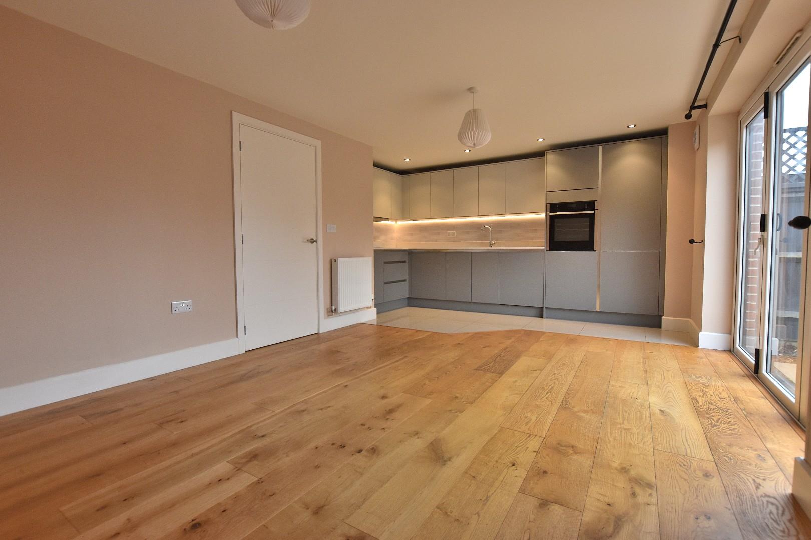 Flat Dunmow Road in Uttlesford