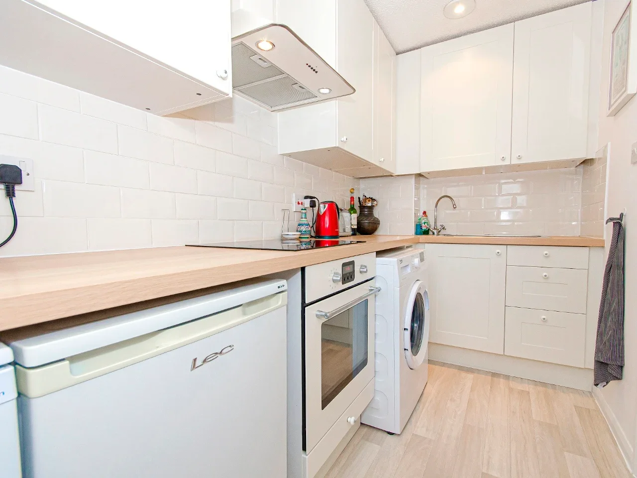 Flat Oakridge Drive in Greater London