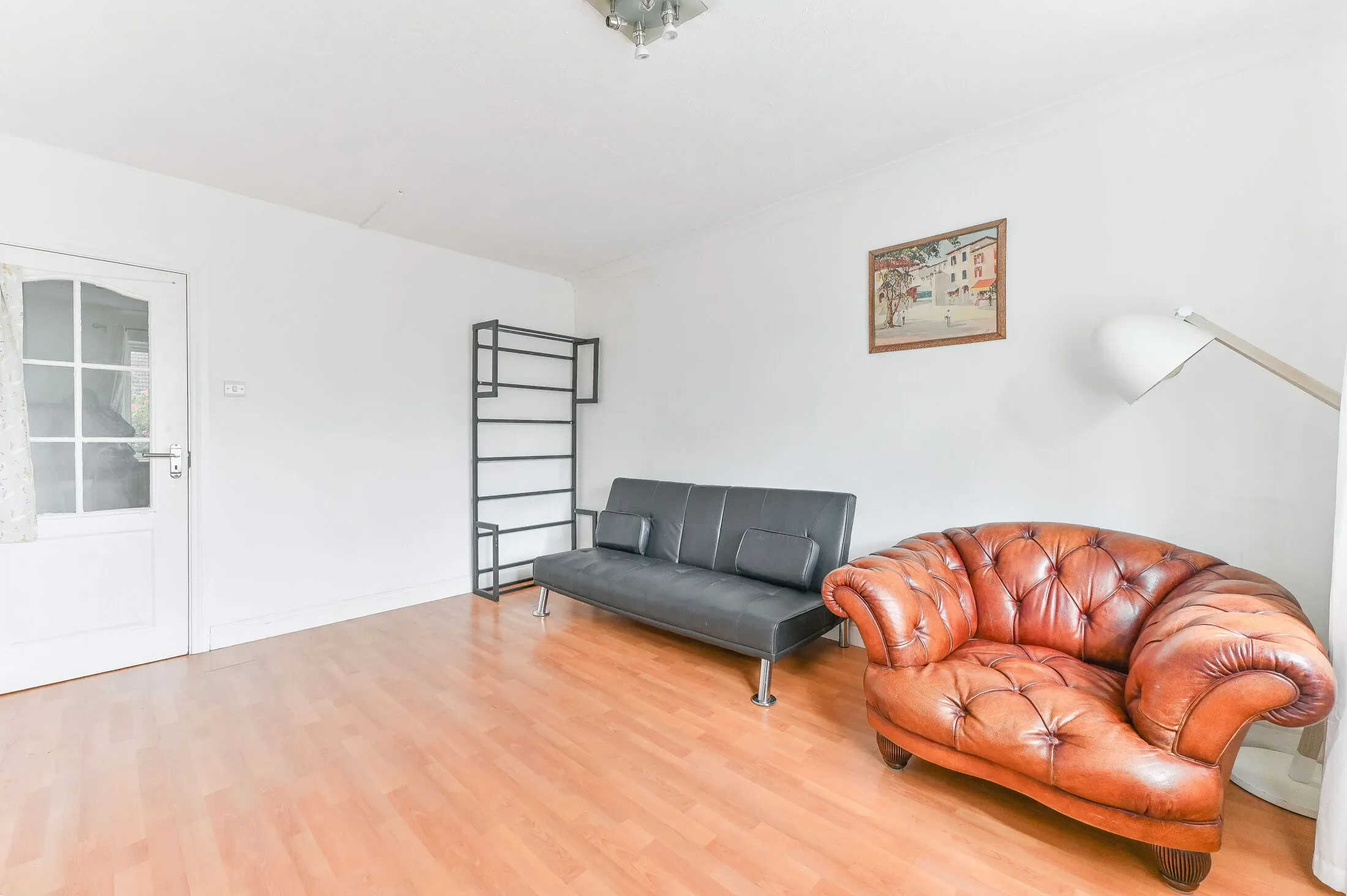 Flat Arcadia Mews in Greater London