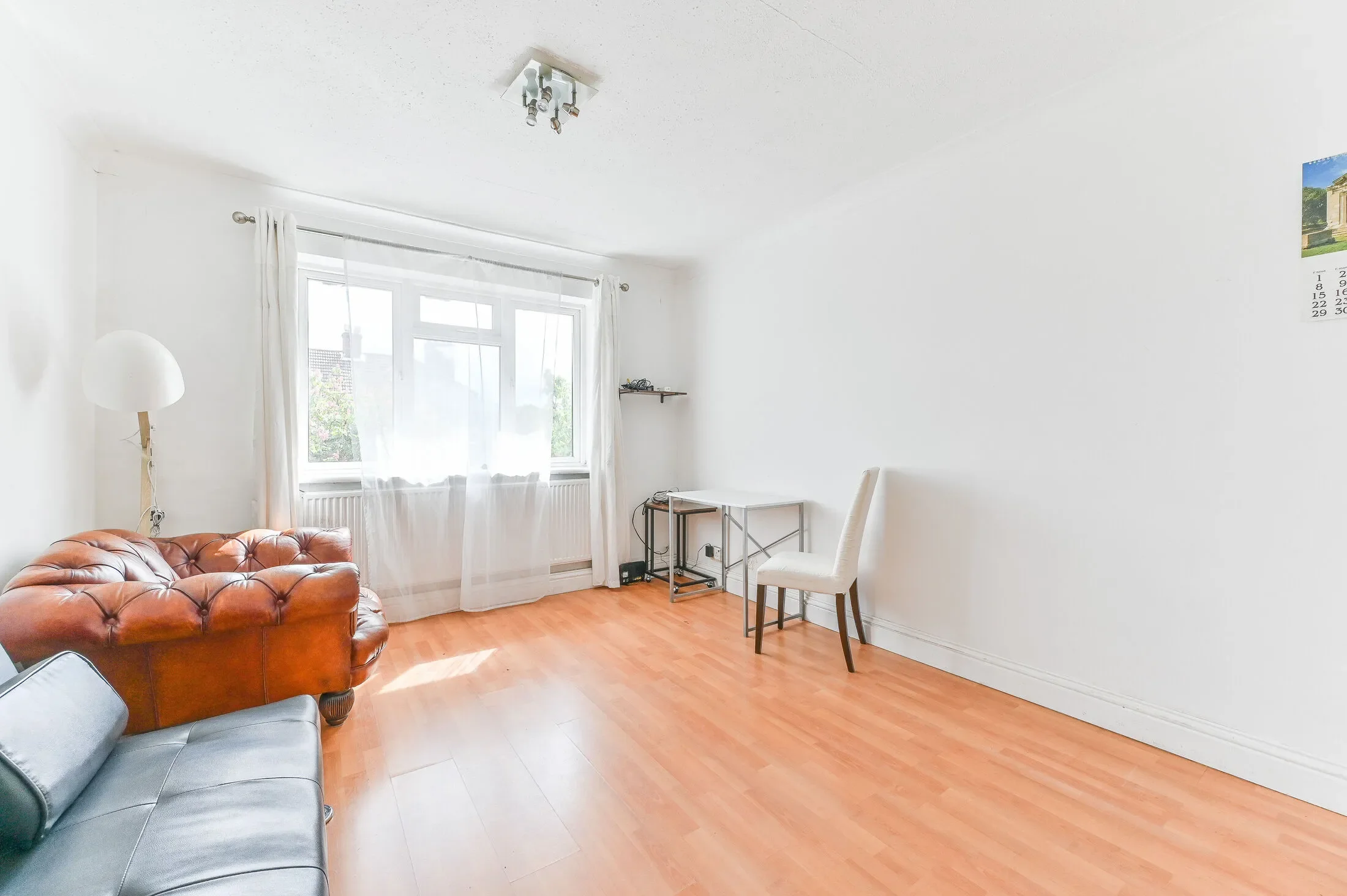 Flat Arcadia Mews in Greater London