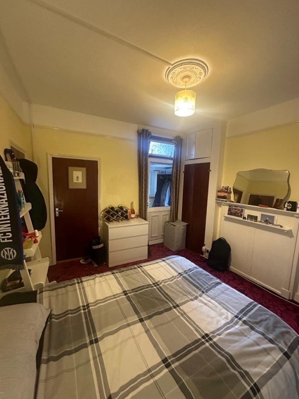 Room Cavendish Road in Greater London