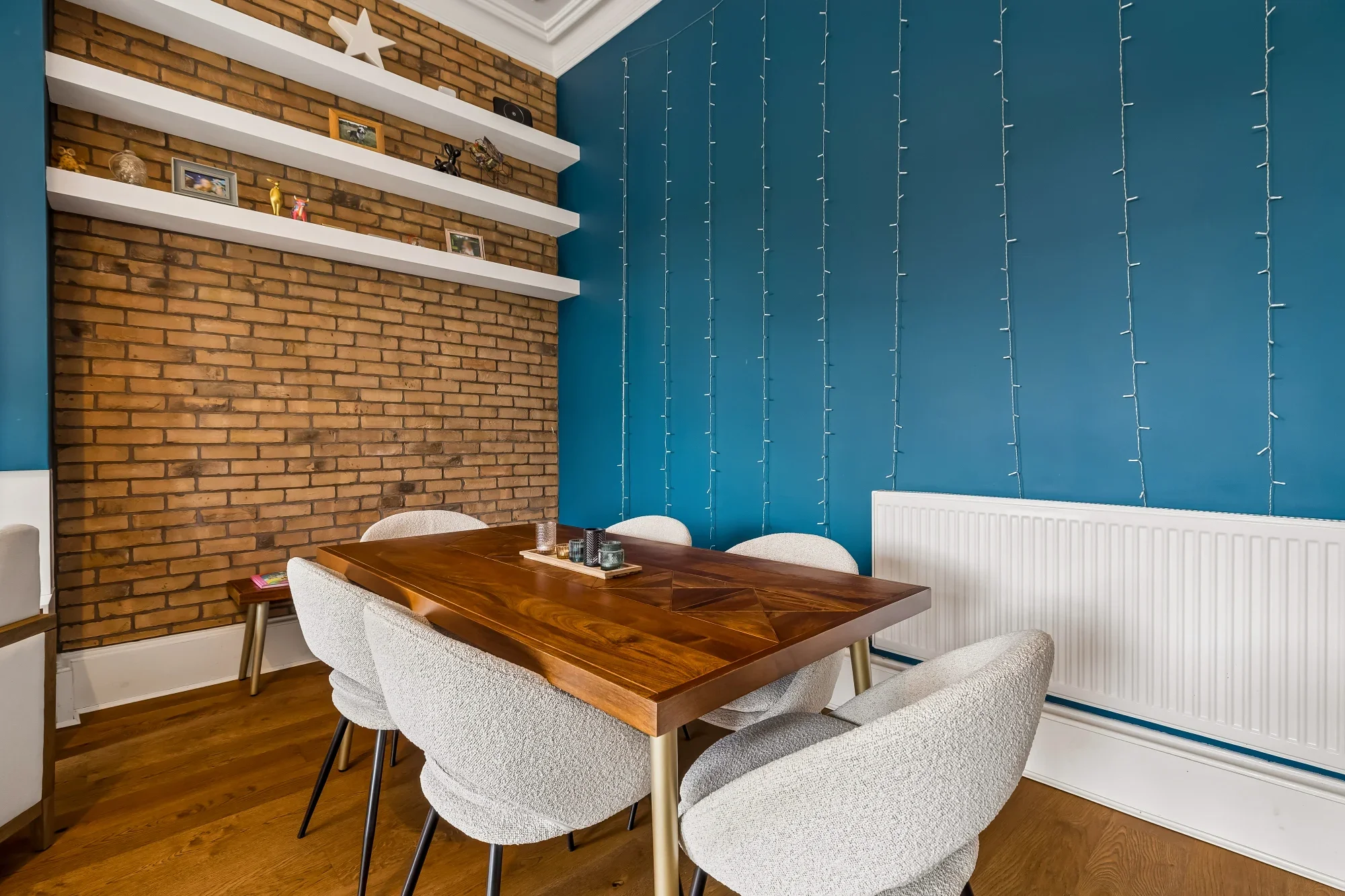 Flat Kersland Street in Glasgow
