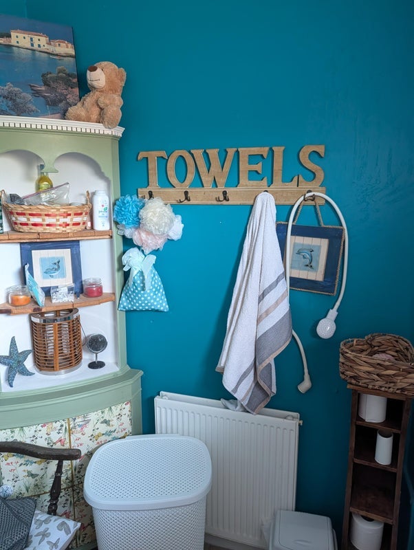 Room Elkstone Avenue in Salford