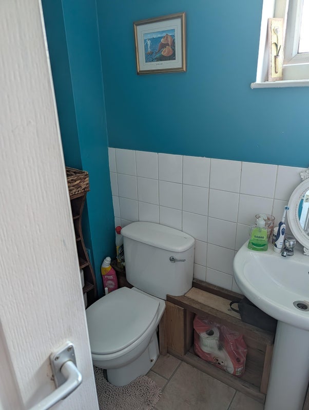 Room Elkstone Avenue in Salford