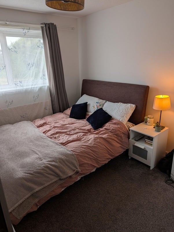 Room Elkstone Avenue in Salford