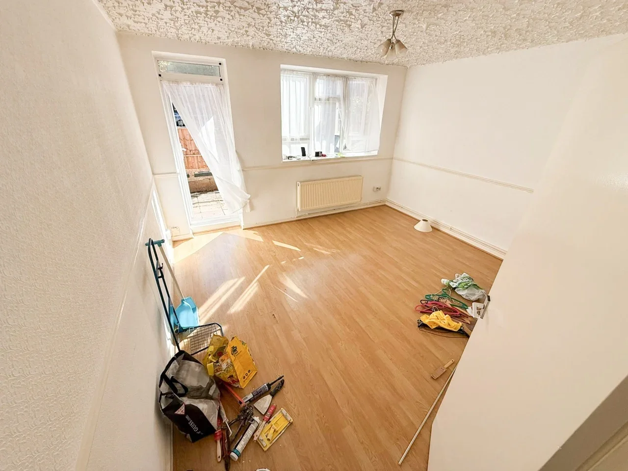 Flat Chardmore Road in Greater London